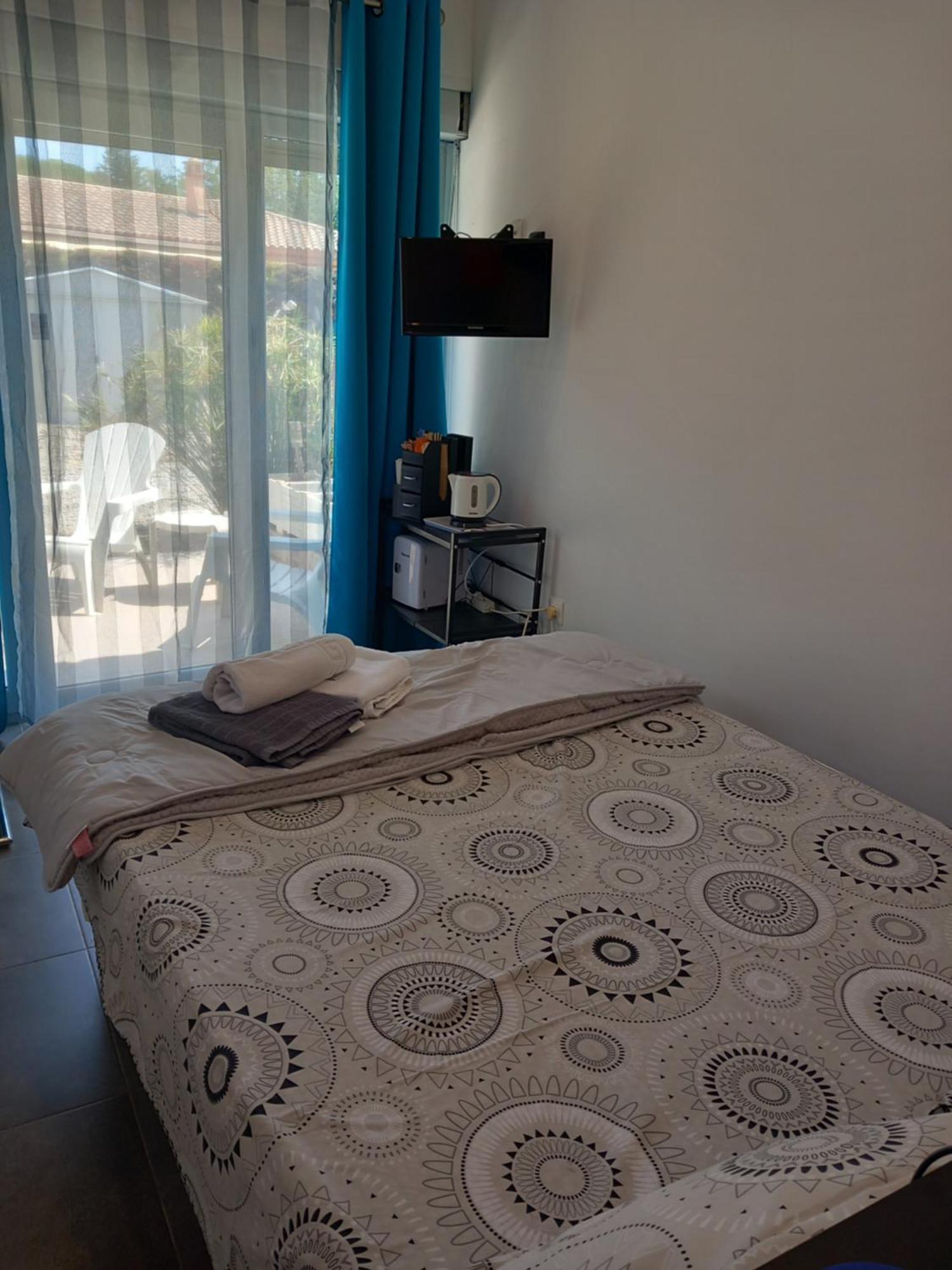 Bed and Breakfast Les Lézards au Soleil Draguignan Esterno foto