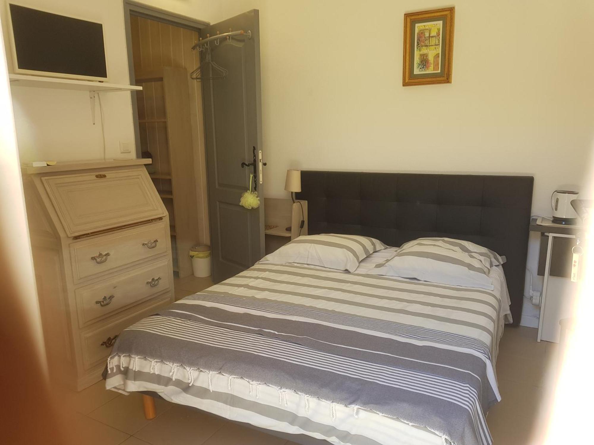 Bed and Breakfast Les Lézards au Soleil Draguignan Esterno foto
